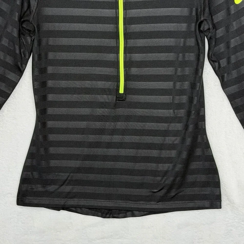 Nike Pro Hyperwarm Embossed Dri-Fit‎ Pullover Athletic 1/4 zip Top Women's M